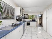 4 Canna Street, Deception Bay, QLD 4508 House for Rent...