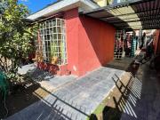 4 Casa en terreno de 213 Mts. Aprox. Cercana a Avda....