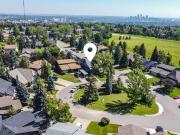 4 Coach Ridge Close SW Calgary, AB T3H 1J1