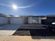 4 Cornwall Street, Munno Para Downs, SA 5115