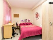 4 Dormitorio Shared Living/Roommate Granada Granada 64906460
