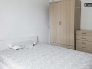 4 Dormitorio Shared Living/Roommate Madrid Madrid 64120657 4 Dormitorio Shared Living/Roommate Madrid Madrid 64120657