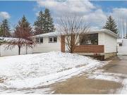 4 Gilmore Avenue, Sherwood Park, AB, T8A 2X8 house for...