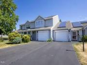 4 Justine Court, East Greenbush, NY 12144