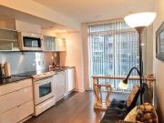 4 K Spadina Avenue 729 Toronto ON M5V 3Y9 1 Bedroom...