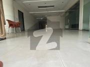 4 Kanal Commercial Building For Rent Main Raiwind Road...