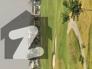 4 Kanal Farm House Golf View Facing Park For Sale in...