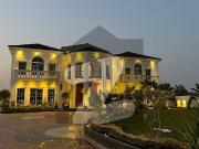 4 Kanal Full Furnished Farmhouse For Sale