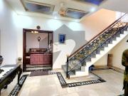 4 Kanal Fully Furnished Farmhouse In A High Status Gated...