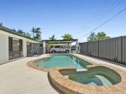 4 Koonwarra Street, Labrador, QLD 4215
