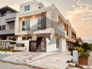 4 Marla's Corner Single unit House for sale