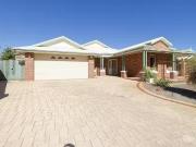 4 Marseille Mews, Port Kennedy, WA 6172