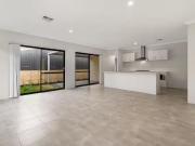 4 Meeandah Approach, Bushmead, WA 6055