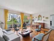 4 pièces 100 m2 Rue La Fontaine 2 chambres