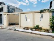 4 QUARTOS ÁREA DE SERVIÇO COM LAVANDERIA 7 VAGAS DE...