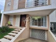 4 quartos sendo 2 suítes. condominio fechado, toda