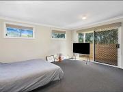 Modern Studio in Prime Location Modern Studio in Prime Location