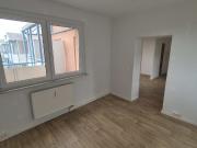 4 Raum Wohnung mit Balkon in der 5. Etage