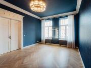 4 RÄUME IN BESTER LAGE~PARKETT~BALKON~GÄSTE WC