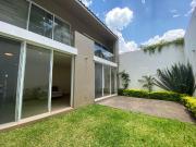 4 recamaras.Casa en club de golf altozano en venta