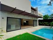 4 Recámaras Casa en Venta Lagos del Sol, Cancun,Quintana Roo 4 Recámaras Casa en Venta Lagos del Sol, Cancun,Quintana Roo