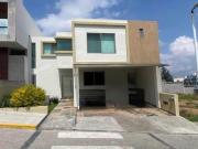 4 RECAMARAS, UNA EN PB, EN PRIVADO CERCA RAMAL Y CLUB...