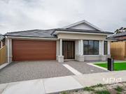 4 Regner Drive, Sunbury, VIC 3429