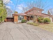 4 Ross Street, St. Catharines Vine/Linwell, ON, L2N 3S3...