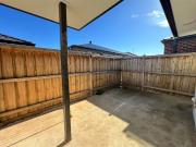 4 Split Systems + Solar with Backup Battery – Modern...