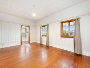 4 St. Leonards Street, Coorparoo