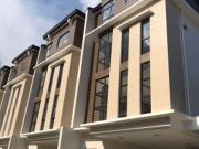 4 Storey Townhouse w/ Loft 3 Bedrooms For Sale in...