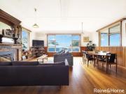 Light Filled Dromana Home
