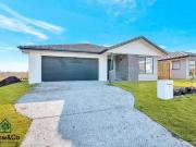 4 Woodland Court, Ormeau, QLD 4208