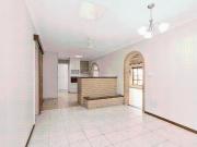 4 x 1 Family Home with Swimming Pool!