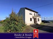 4 Zimmer 120 m² 125.000 € Kaufpreis Häuser in Hamm Sieg.