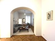 4 Zimmer Altbauwohnung mit 2 Bädern in toller Lage, 1010!