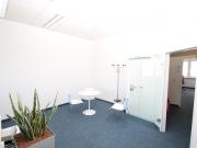 4 Zimmer Büro 2 Eingänge ca. 180 m² zur Untervermietung...