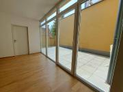 4 Zimmer Erdgeschosswohnung mit großer Terrasse