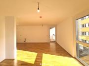 4 Zimmer Erstbezugs Wohnung mit Loggia nahe AKH