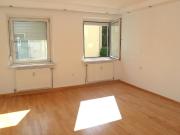 4 Zimmer Wohnung mit 120 m² und bester Anbindung...