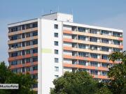 4 Zimmer Wohnung mit Loggia in ruhiger Ortslage