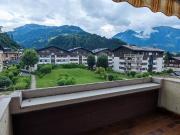 4 Zimmer Wohnung mit Loggia und Carport in Bestlage im...