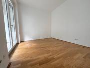 4 Zimmer Wohnung mit perfekter großzügigem Balkon in...