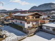 4 Zimmerwohnung mit Gartenanteil, Garage, Keller und Lager!