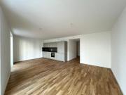 4 Zimmerwohnung mit Terrasse, Loggia und Stellplatz in...
