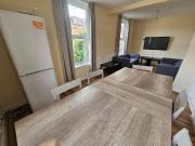 4A Brudenell Grove, Leeds LS6, 6 bed semi detached house...