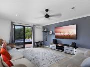 4B Entrance Road, Gaven