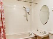 4B Oakwood Apartments, The Glen, Watermill Road, Dublin...