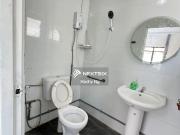 4bedroom 4bathroom Freehold 20x70 + 20ft side land...