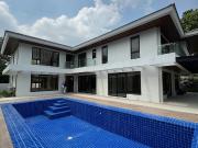 4BEDROOM HOUSE URDANETA VILLAGE